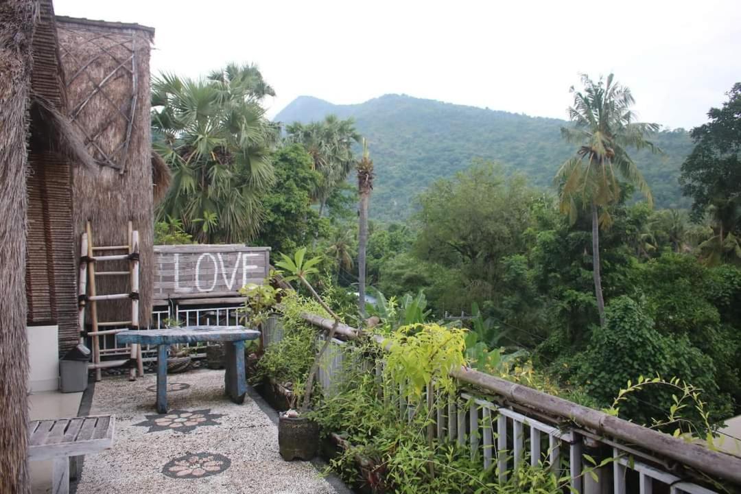 Amed Paradise Warung & House Bali Exterior foto